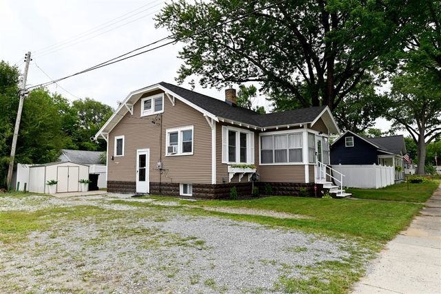 2362 Denmark Street, Muskegon, MI 49441