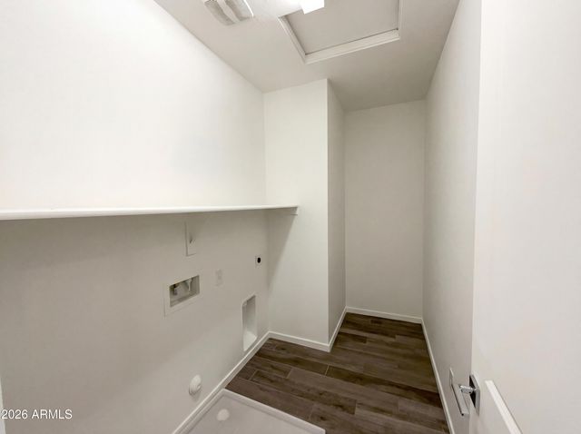 901 S SMITH Road 1074, Tempe, AZ 85281