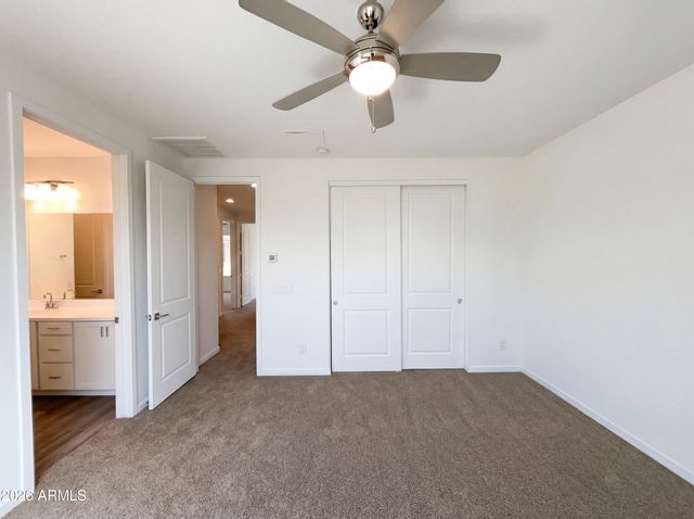 901 S SMITH Road 1074, Tempe, AZ 85281