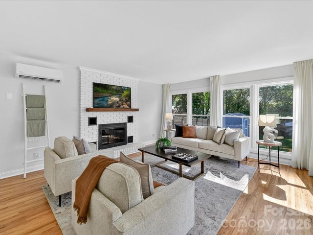 3817 Conway Avenue, Charlotte, NC 28209