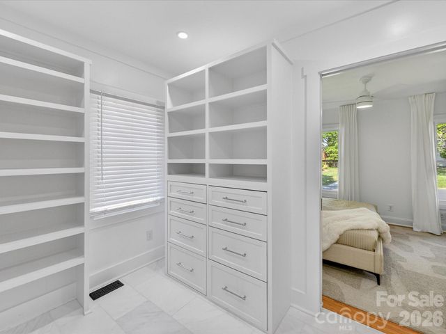 3817 Conway Avenue, Charlotte, NC 28209