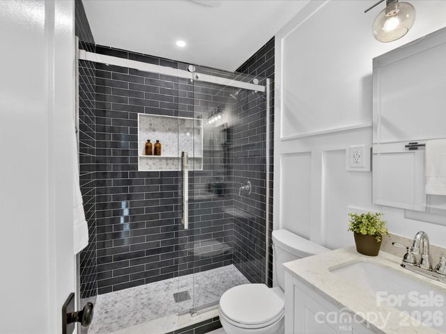 3817 Conway Avenue, Charlotte, NC 28209