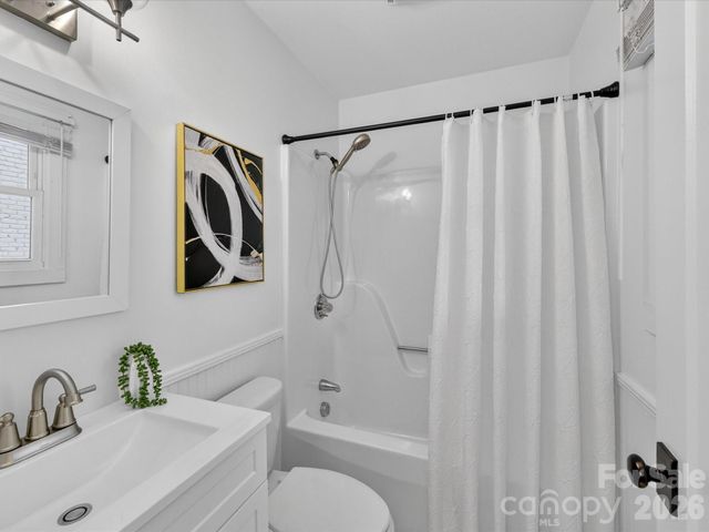 3817 Conway Avenue, Charlotte, NC 28209