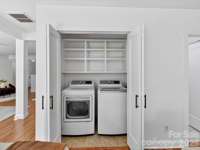 3817 Conway Avenue, Charlotte, NC 28209