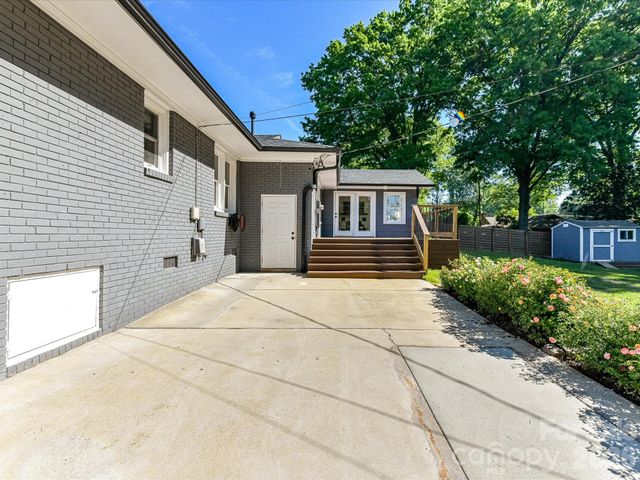 3817 Conway Avenue, Charlotte, NC 28209