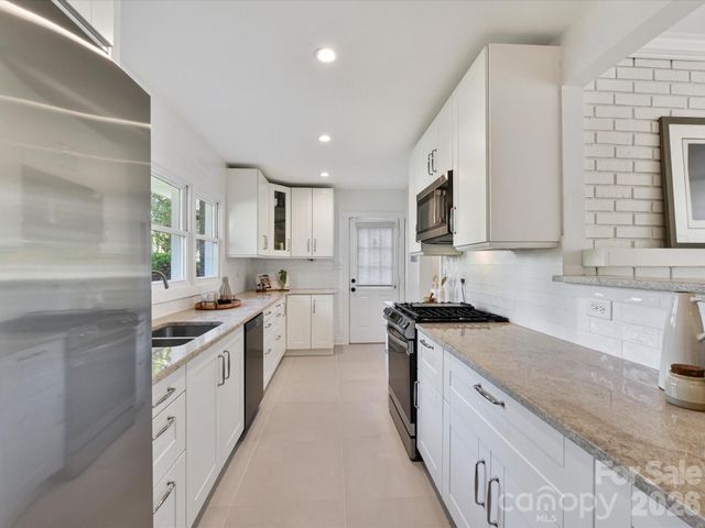 3817 Conway Avenue, Charlotte, NC 28209