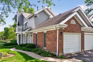 2020 N Stillwater Road 2020, Arlington Heights, IL 60004