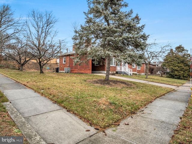 3500 CENTERFIELD RD, Harrisburg, PA 17109