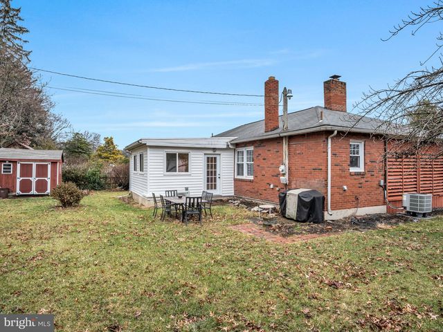 3500 CENTERFIELD RD, Harrisburg, PA 17109