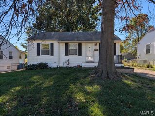 432 Midlothian Road, Unknown, MO 63137