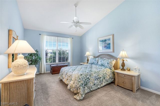 1168 Imperial DR 33, Naples, FL 34110