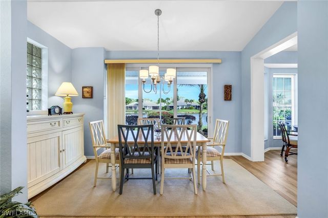 1168 Imperial DR 33, Naples, FL 34110