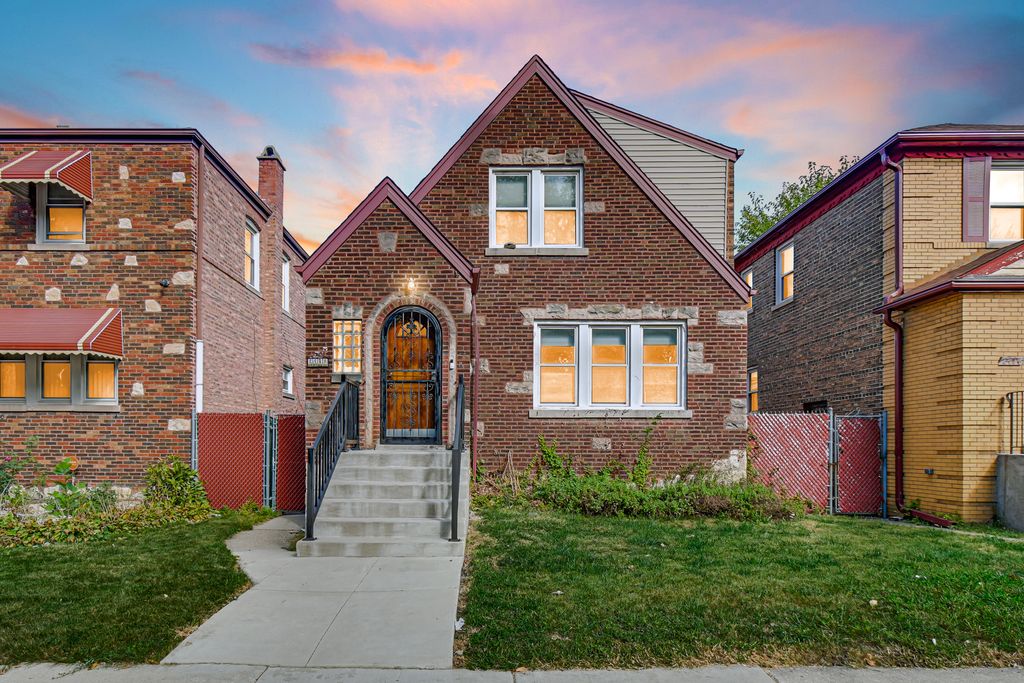 2418 W 83rd Street, Chicago, IL 60652