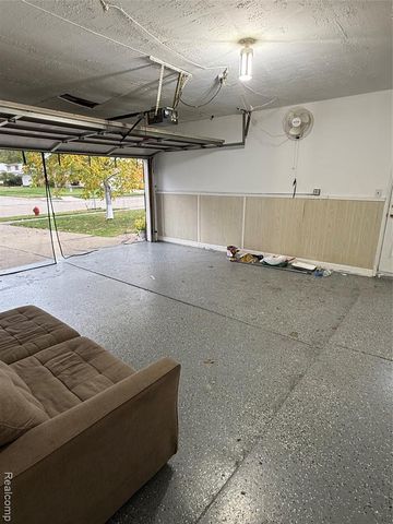 4123 Bieber Drive, Sterling Heights, MI 48310