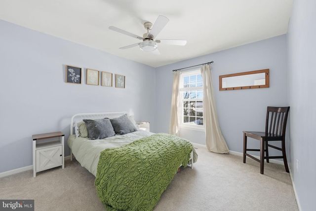 8118 VIOLA ST, Springfield, VA 22152