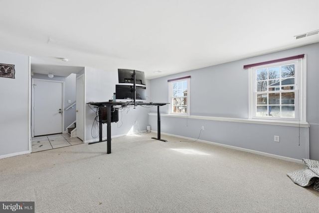 8118 VIOLA ST, Springfield, VA 22152