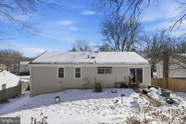 8118 VIOLA ST, Springfield, VA 22152