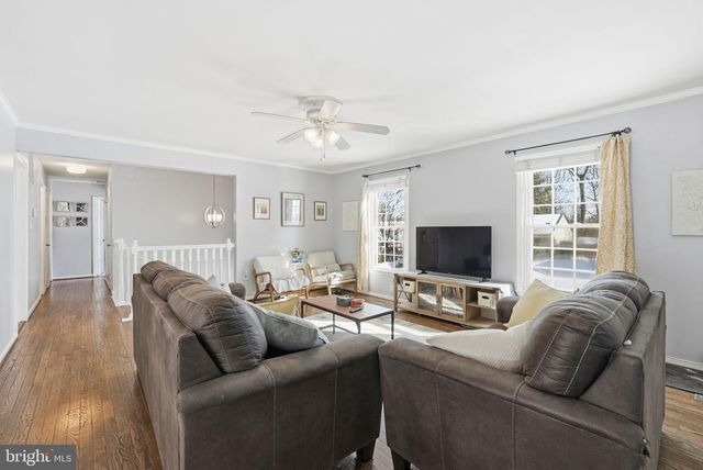 8118 VIOLA ST, Springfield, VA 22152