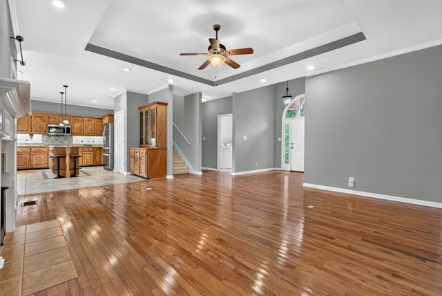 2410 Dunbar Rd, Woodlawn, TN 37191