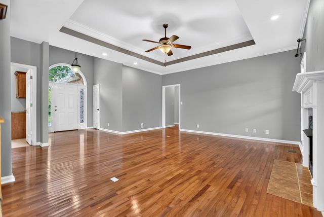 2410 Dunbar Rd, Woodlawn, TN 37191