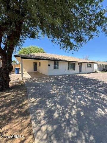 748 W DEL RIO Street, Chandler, AZ 85225