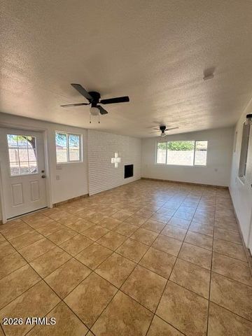 748 W DEL RIO Street, Chandler, AZ 85225