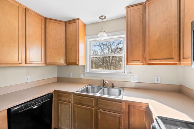 843 Summerly Dr, Nashville, TN 37209