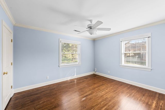 843 Summerly Dr, Nashville, TN 37209