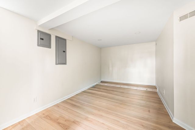 843 Summerly Dr, Nashville, TN 37209