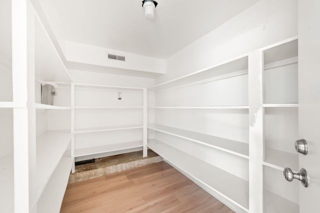 843 Summerly Dr, Nashville, TN 37209