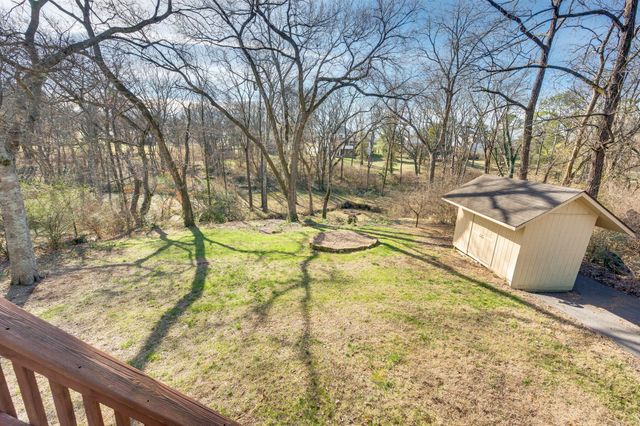 843 Summerly Dr, Nashville, TN 37209