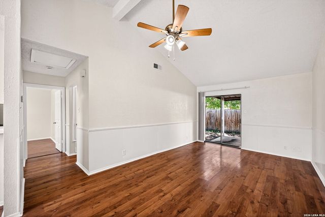 208 BEXAR DR, San Antonio, TX 78228