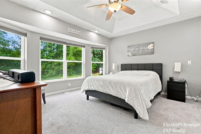1031 Legacy Drive, Comstock Park, MI 49321