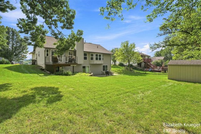 1031 Legacy Drive, Comstock Park, MI 49321