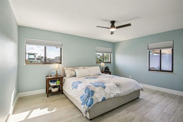 565 CRYSTAL DRIVE, Madeira Beach, FL 33708