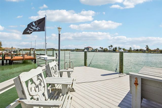 565 CRYSTAL DRIVE, Madeira Beach, FL 33708