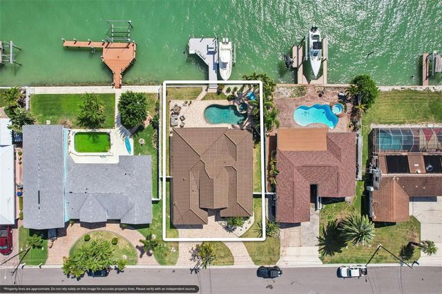 565 CRYSTAL DRIVE, Madeira Beach, FL 33708