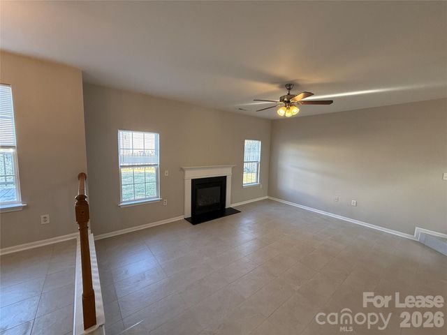 203 Almora Loop, Mooresville, NC 28115