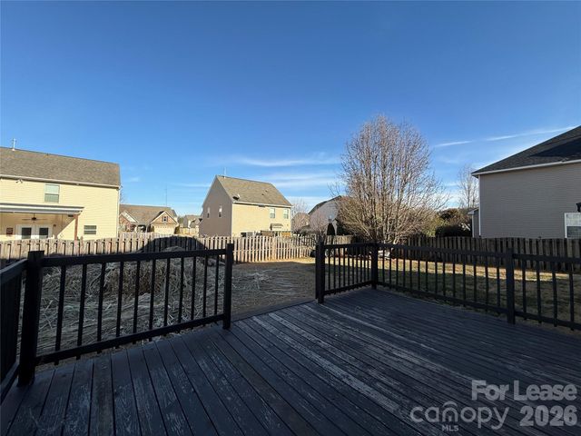 203 Almora Loop, Mooresville, NC 28115