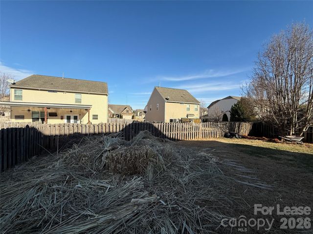 203 Almora Loop, Mooresville, NC 28115