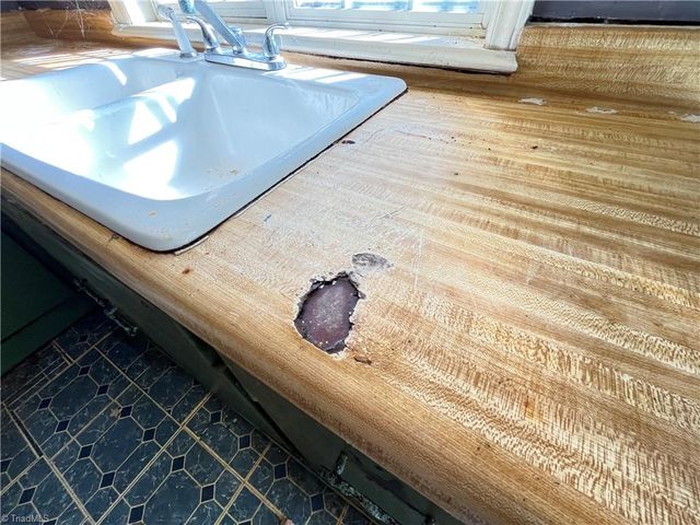 3014 Gilbert Street, Winston-salem, NC 27107