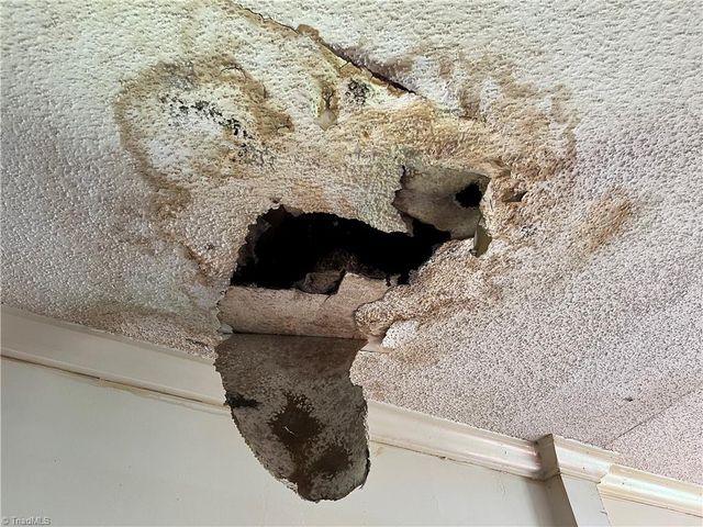 3014 Gilbert Street, Winston-salem, NC 27107