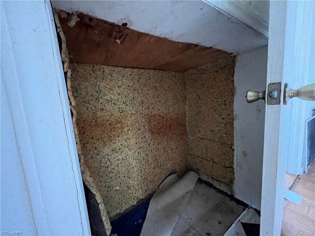 3014 Gilbert Street, Winston-salem, NC 27107