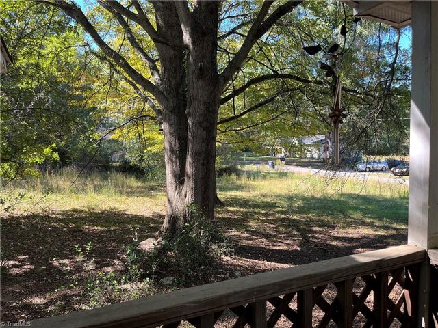 3014 Gilbert Street, Winston-salem, NC 27107