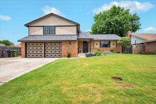 1017 Linn Lane, Yukon, OK 73099