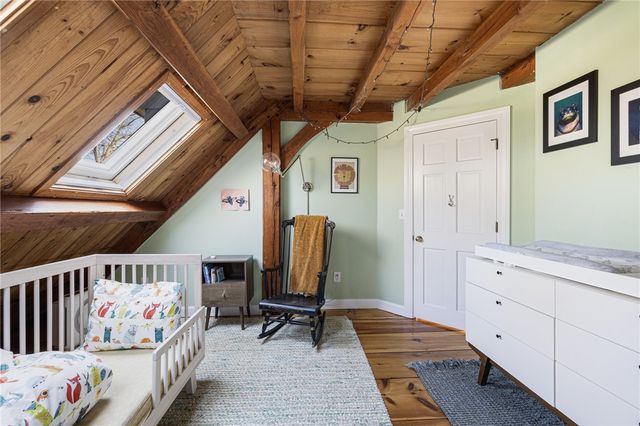 40 Charlotte Avenue, North Kingstown, RI 02874