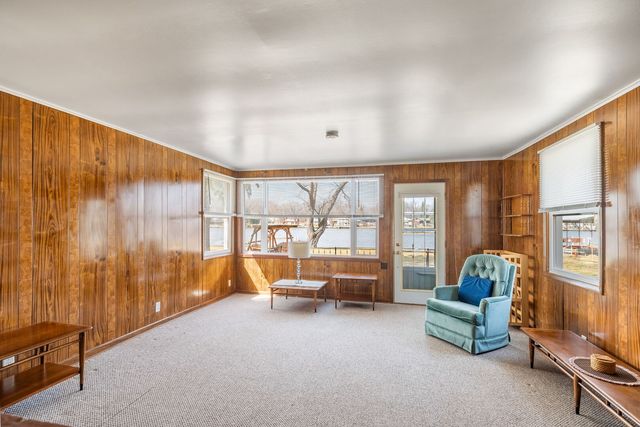 1906 River Terrace Drive, Johnsburg, IL 60051