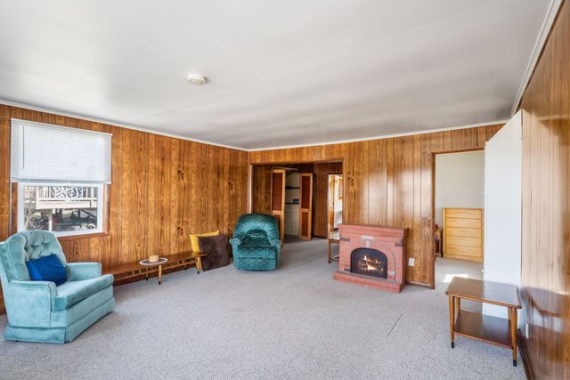 1906 River Terrace Drive, Johnsburg, IL 60051