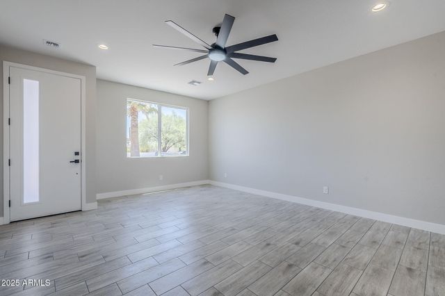 392 W LINCOLN Avenue, Coolidge, AZ 85128