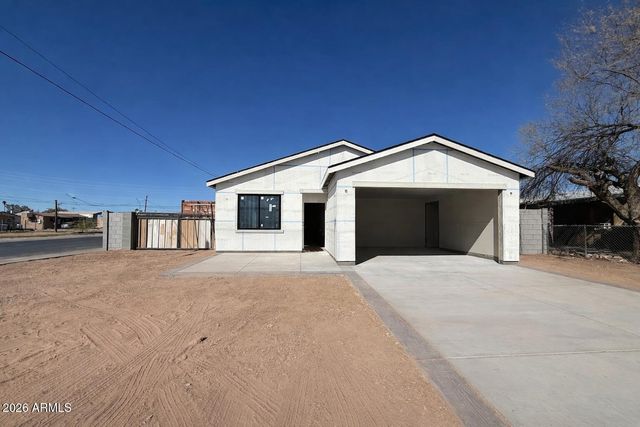 392 W LINCOLN Avenue, Coolidge, AZ 85128